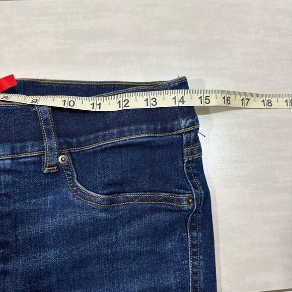 SPANX Midnight Shade Pull On Flare Jeans Medium Dark Wash Western Casual - Picture 4 of 11